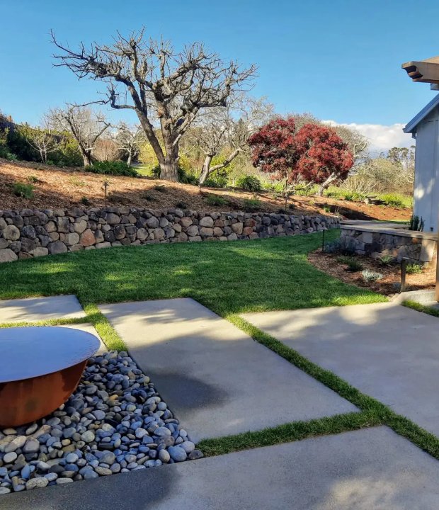 Custom backyard landscaping project in Healdsburg by Felix Contreras